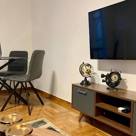 Kallimarmaro 2-Bedroom Apartment Athen Eksteriør bilde